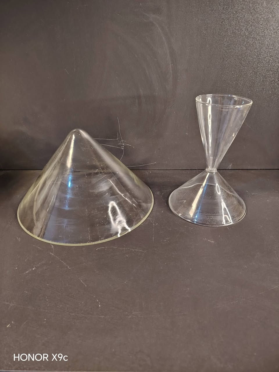 السلام عليكم... زجاجيات وفرفوري ومواد مختلفة... للبيع شلعة وحدة أكثر من 150 قطعة... حتى كريستال بيهن 
السعر 100.000.. يعني تطلع القطعة أقل من 1000
توصيل كربلاء 3000 محافظات 5000
شلعة#


**إذا كنت صاحب هذا الإعلان وتريد حذفه لأي سبب، رجاءا أرسل رسالة إلى الدعم الفني**