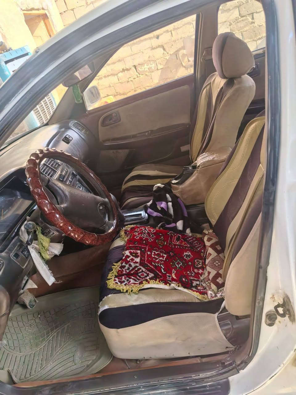 سلام عليكم سياره كرستا للبيع مكفوله من عيب شرعي بيها طخه جاملغ رقم ذي قار للتواصل  ***********
