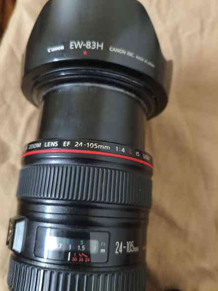 سلام عليكم
#للبيع 
كانون 5d مارك 4 وياهه عدسه 24 ،105 
بطاريات عدد 2 ورام وياهه وناقل صور اصلي هم 
غنيه عن التعريف . 
مكاني بغداد 
***********
