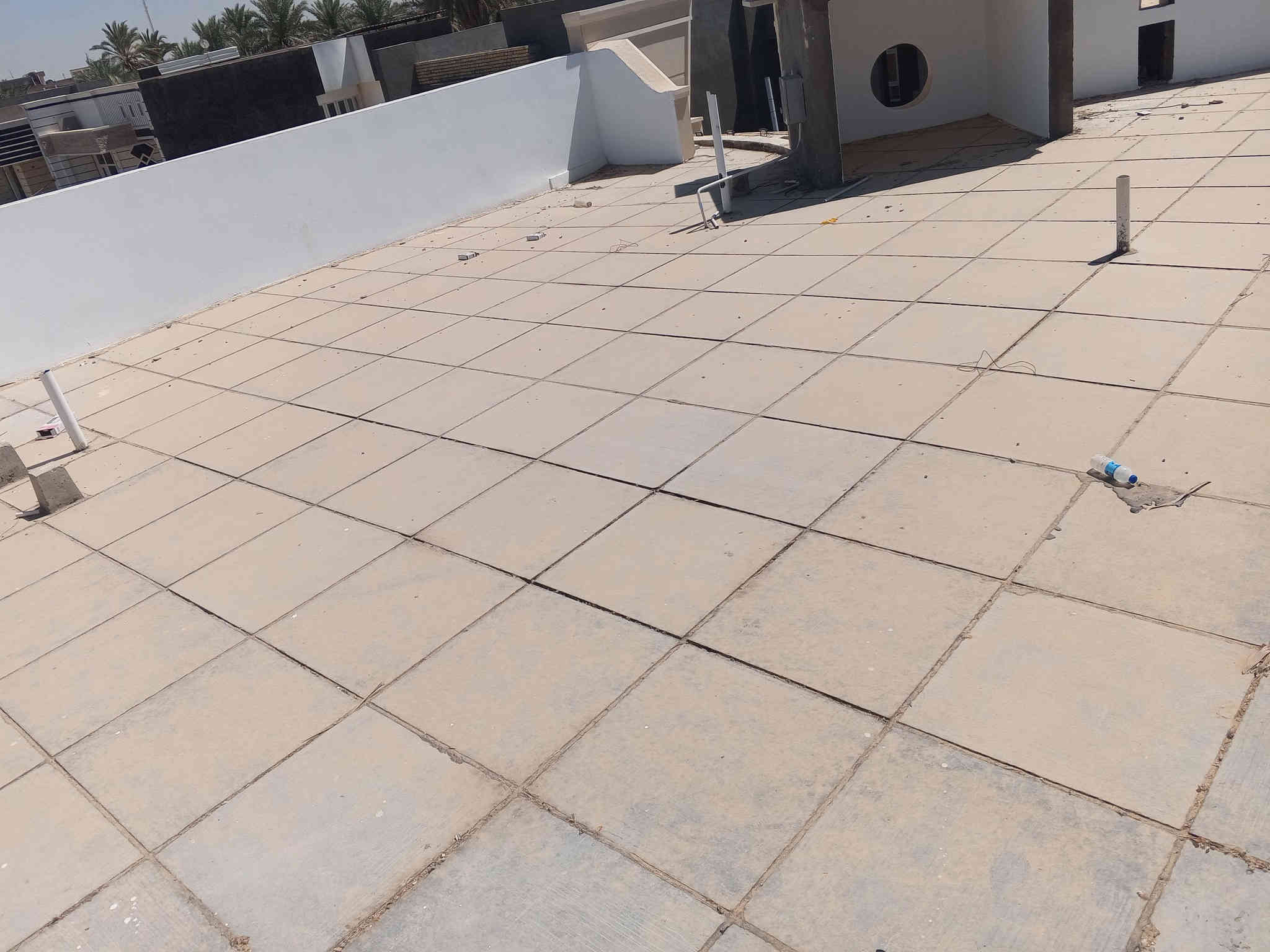 عمل السطوح الجوينات وجدران الخارجية والماستك والزفت ***********
