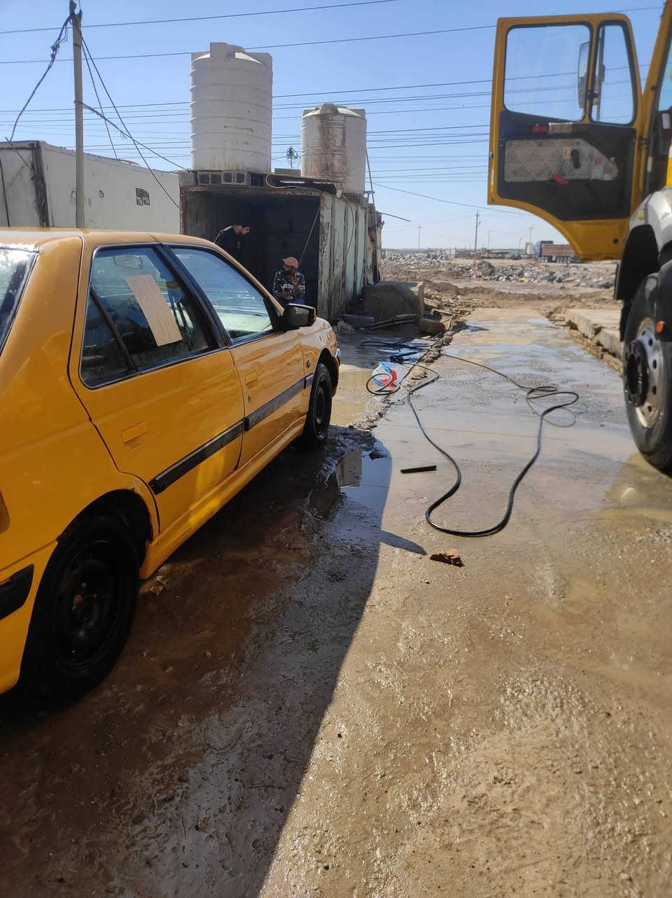 بيجو موديل 2015 بسمي مثل ما بصوره سعرها 30$ وبيها مجال ***********
