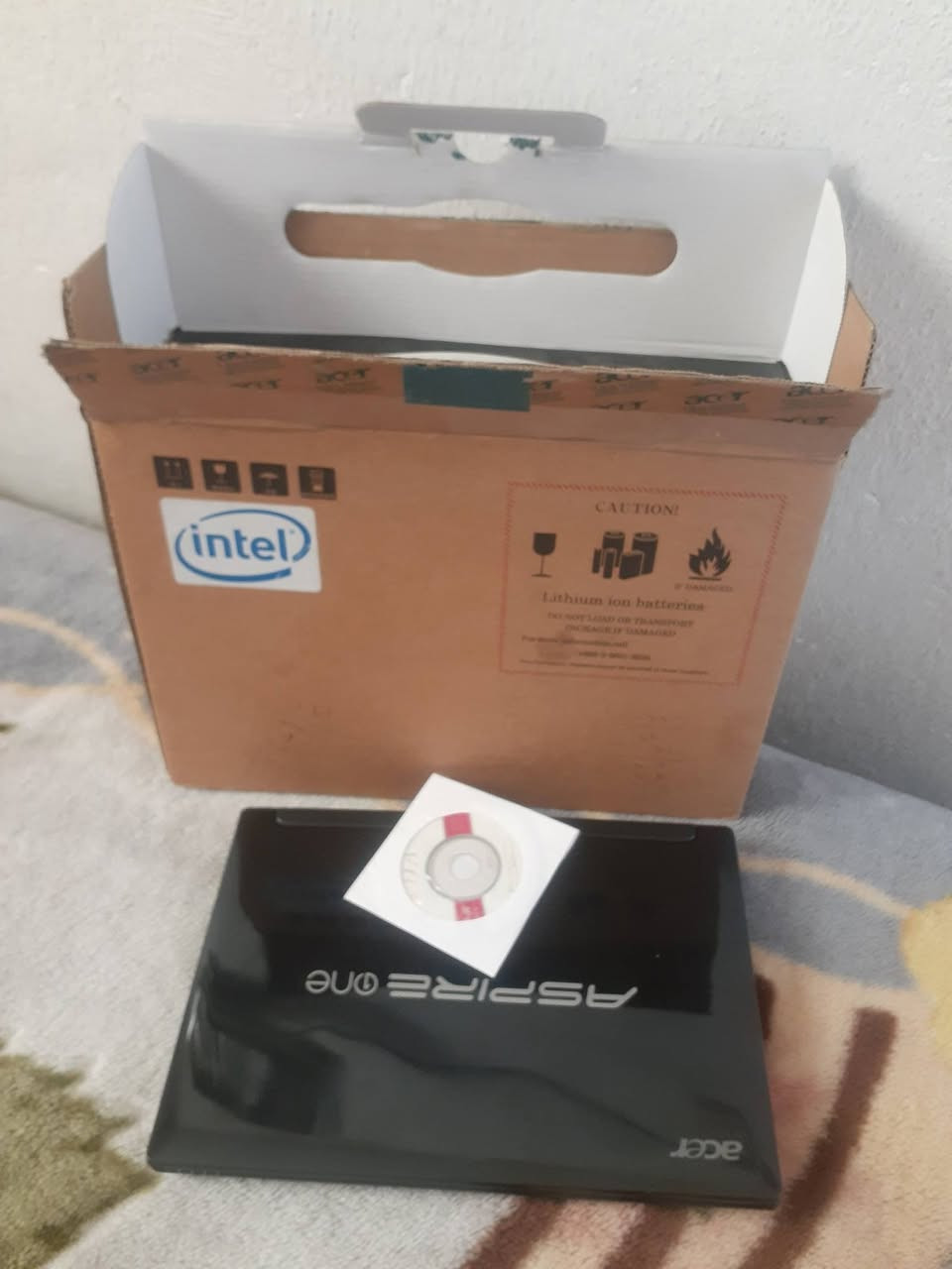 لابتوب   مني  حجم  صغير 
انتاج   ٢٠٠٧       بدون   هارد 
الباقي    كامل 
السعر    ٦٠   الف


**إذا كنت صاحب هذا الإعلان وتريد حذفه لأي سبب، رجاءا أرسل رسالة إلى الدعم الفني**