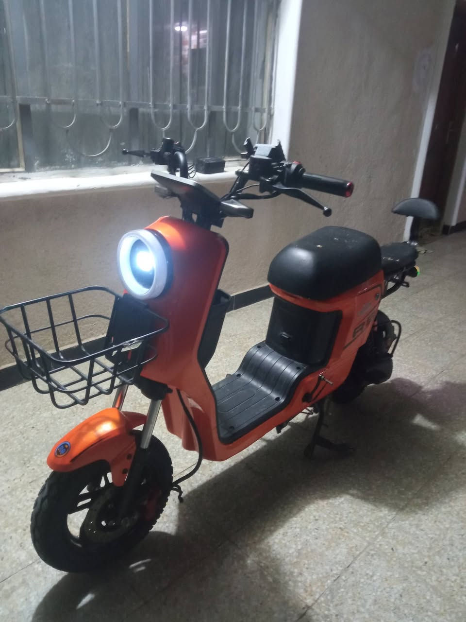 سلام عليكم ار 9 للبيع فول مواصفات باسكل نضيف،100بل ميه شاشه بلوتوق اشاير دبل اشاره كلوب عالي ناصي  سعره 475وبي مجال قليل مكاني سيطرت الاثار حله


**إذا كنت صاحب هذا الإعلان وتريد حذفه لأي سبب، رجاءا أرسل رسالة إلى الدعم الفني**