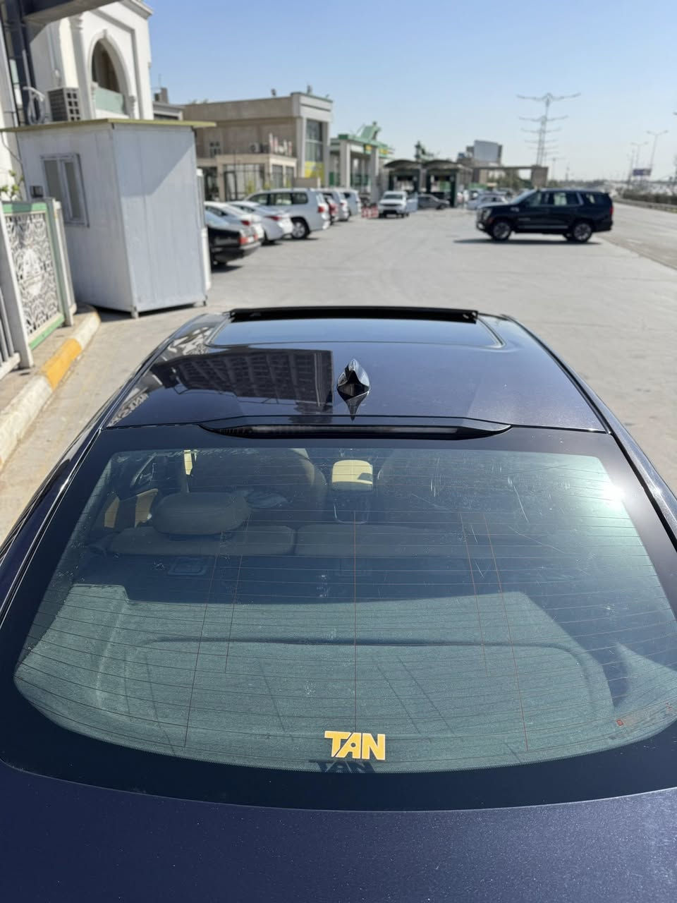 السلام عليكم
للبيع ماليبو LT2       2022
السيارة ماشية 32 ميل

المحرك 1500 توربو
رقم بغداد بأسمي السيارة 

المواصفات 

بانوراما 
بك لايت led
ويل كب 18 كروم
تشغيل عن بعد
بصمة ابواب 
فول سستم ايرباك
تدفئة كشنات
الغرفة عمل بالامارات
كاميرا دوارة
كار بلي
سايد بريك كهرباء
كشنات كهرباء
  مثبت سرعة
صندوك بصمة

الحادث موضح بالصور  .

السعر 15،000$ يعني 150 ورقة
وبيها مجال للطيبين 

السيارة موجودة ب بغداد
للاستسفار واتساب
***********
او اتصال 
***********
