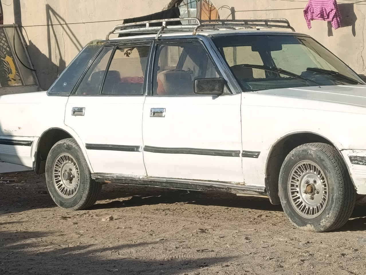 للبيع سوبر موديل 84 رقم بصره مميز  مكينه وكير ففتي سنويه لسنة28 تنتهي راعيها يريد تحويل مكان سياره بصره سعر 27  بس الشراي يخابر ***********
