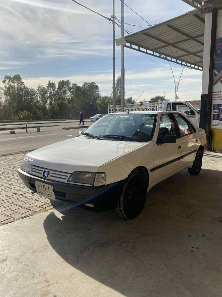 سيارا بيجو ايراني سنويه مه متهي 
دفتر بنزين بيها بشرط كير و محرك كاردن جديد بدون ضربا شرط تحويل و وكاله 
رقم موبايل 
***********
*********** كركوك, العراق
