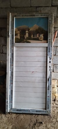 باب • نظيف • يحتاج يلحم