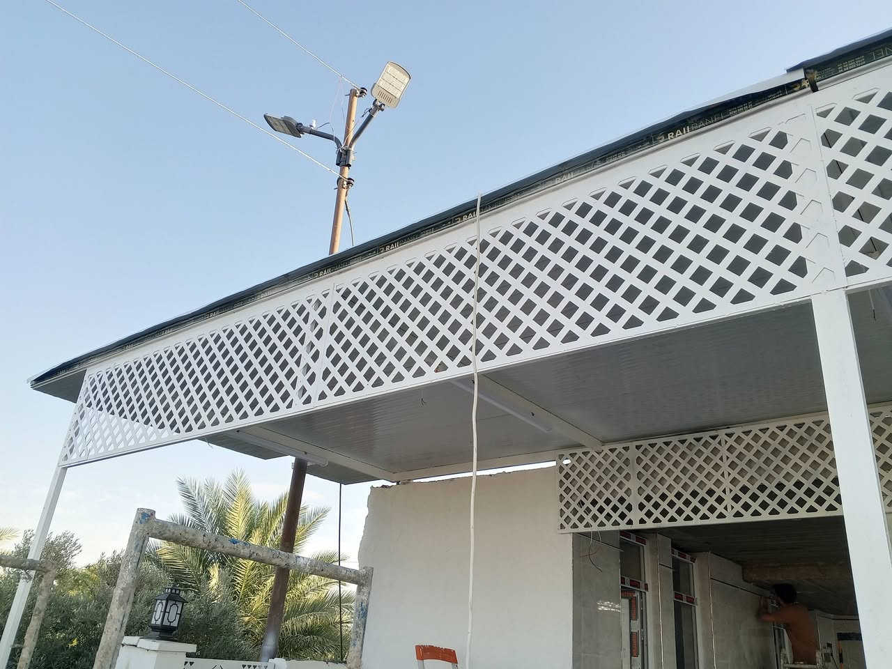 معمل حدادة جهاد المشهداني لعمل جميع أنواع الحداده حديثة الحي الصناعي مجاور نصيف صدر وسكله الرحمه ***********
