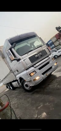 شاحنة مان • موديل 2002 • ثلاجة تبريد