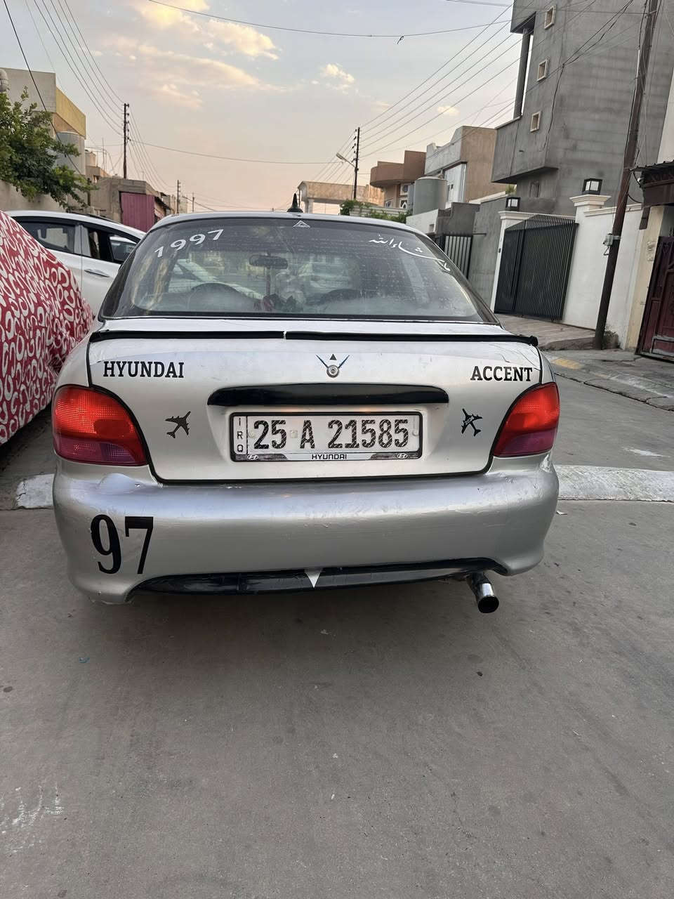 سلام عليكم اكسنت موديل 1997 سياره كمل كهربائي يشتغل رقم جديد سنويه جديد ل30بطاقه بانزين سعره 38رقم موبيل ***********
