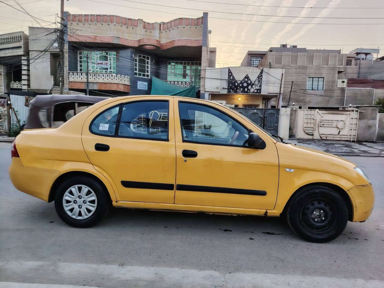 سياره طيبه موديل 2015 مكفوله كفاله عامه من (الصبغ و المكينه و الكير و الشواصي ) المكان بغداد/الامين الثانيه للستفسار الاتصال ***********
