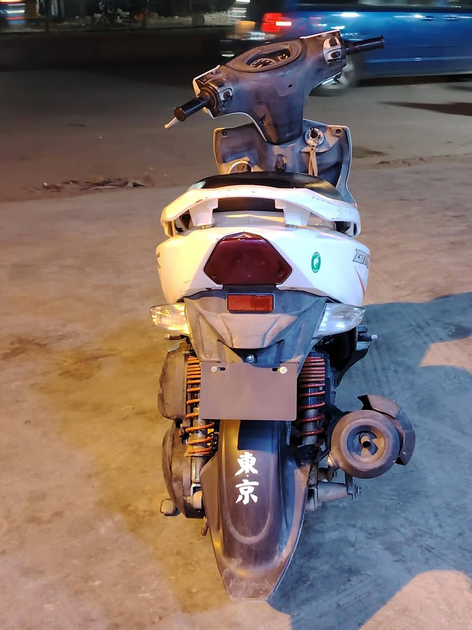 السلام عليكم دراجه جي تي ار للبيع دراجه خير من ومكينه مكفوله كفاله عامه وبيه منفيس ودراج تخبل شعله ومعدل معروضه850 المكان بغداد خاص مفتوح ورقم***********
