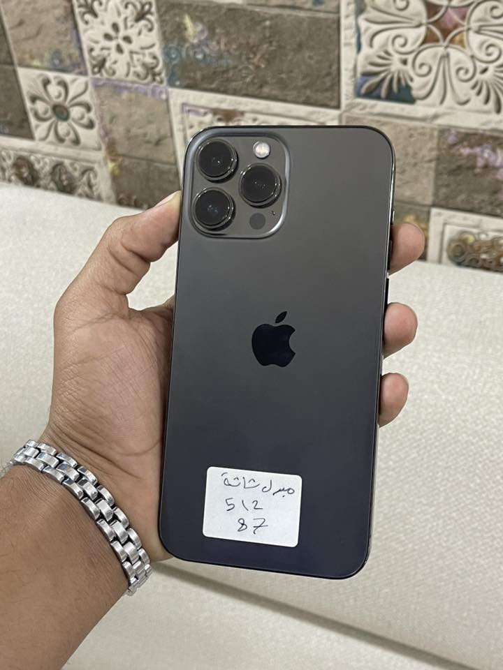 السلام عليكم 
13برو ماكس 
ذاكرة ٥١٢
مبدل شاشه 
مبدل فلات شحن
بطاريه ٨٧
السعر ٥٠٠

يقره ففط شاشه مبدله
***********
