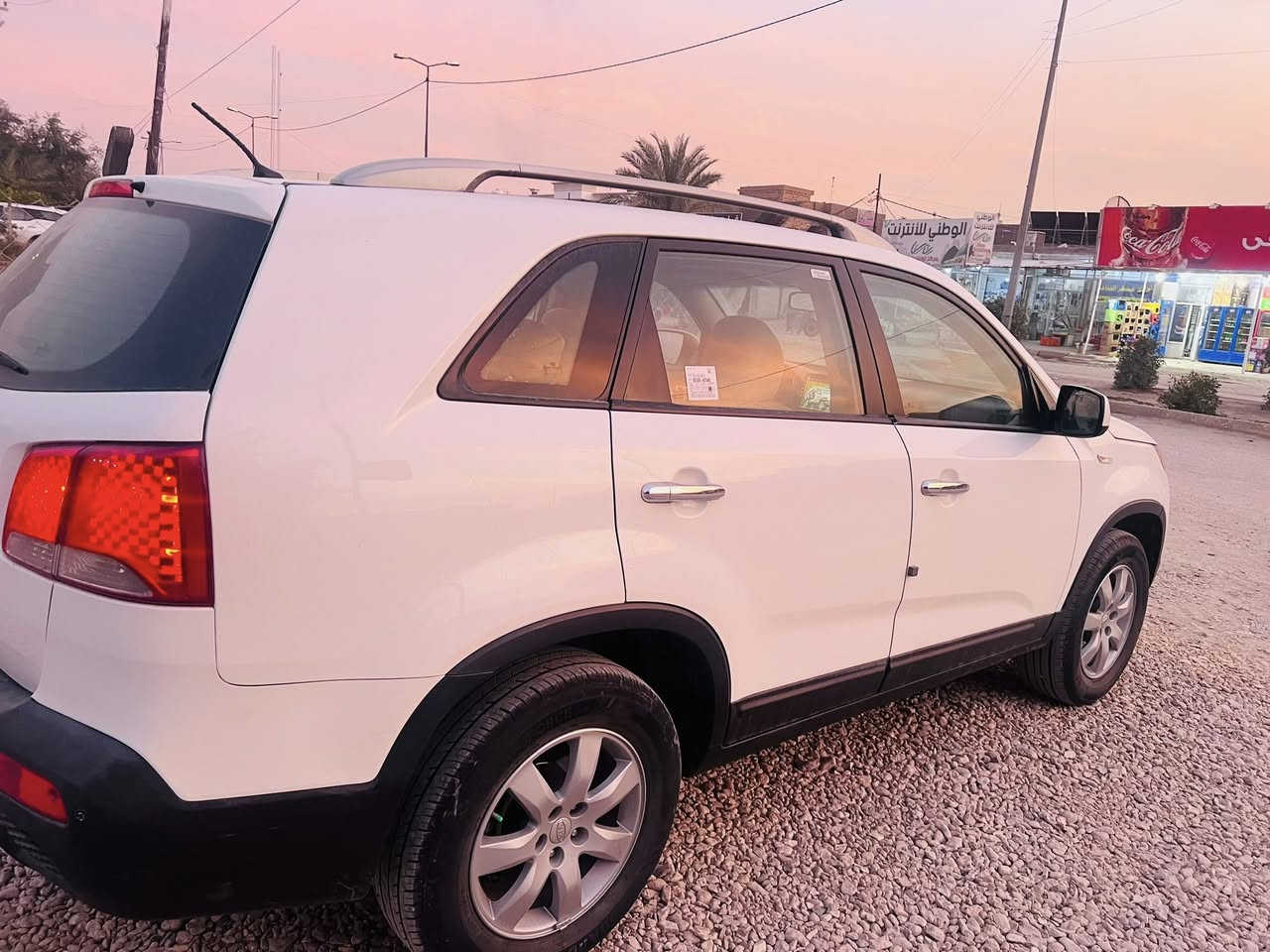 لبيع كيا سورنتو موديل 2011 خليجي كفاله عامه من صبغ وتبديل والبارد فقط شخوط بسيطه بجه الصدر 
مكينه 2400 ما مفتوحه ماشيه 160 سياره كلش نضيفه 
رقم اربيل تحويل وكاله موجود 
السعر 138 
مكان سياره بابل المركز 
***********
