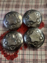 موجود تخم كبات اصلي فورد فكتوريا 07779659980