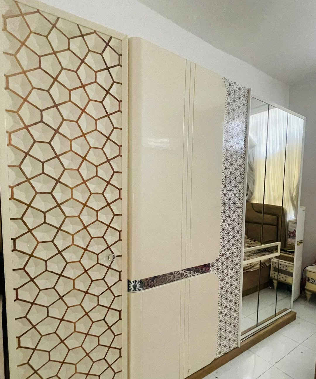 بيع سرريع غرفه نوم تركي10قطع ضخمه سعرها 750قفل هيه ودوشك بيه ضرر بسيط ماخذينها ب3مليون العنوان كربلاء حي الرساله للاستفسار خاص


**إذا كنت صاحب هذا الإعلان وتريد حذفه لأي سبب، رجاءا أرسل رسالة إلى الدعم الفني**