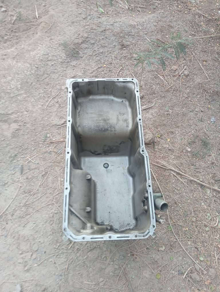 السلام عليكم للبيع كيس +فنديشن+دكشن حار+بارد +عكرب +براد دهن العنوان كوت.  السعر 550 وبيها مجال ***********.
