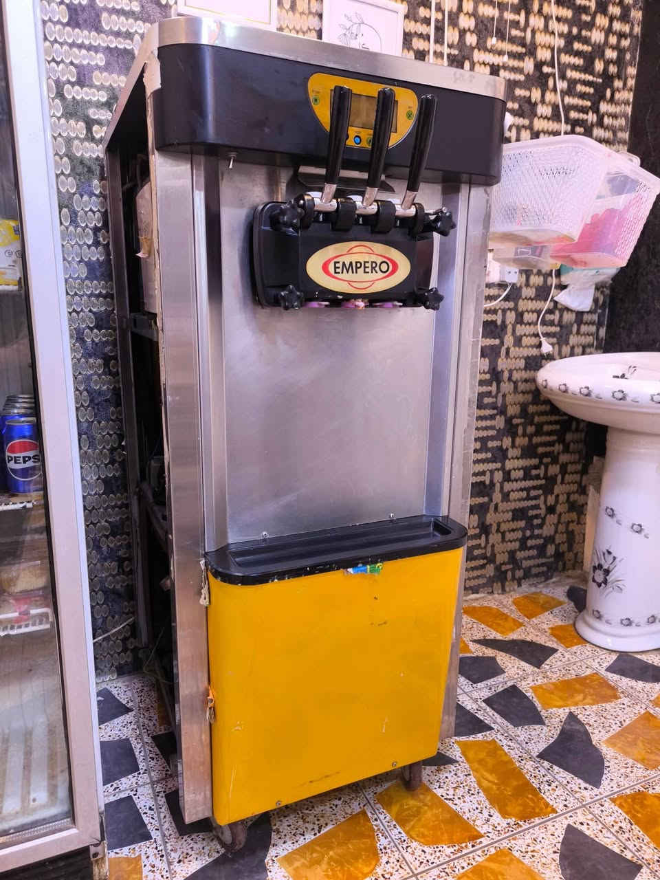 مكاين للبيع موطه ازبري وشعر بنات شغاله وما بيه اي خلل


**إذا كنت صاحب هذا الإعلان وتريد حذفه لأي سبب، رجاءا أرسل رسالة إلى الدعم الفني**