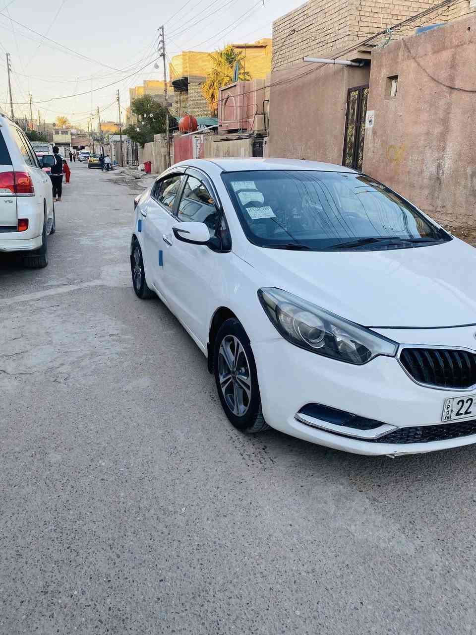 السلام عليكم سيراتو خليجي  14 سياره جاهزه مكينه كير تبريد تدفىه صدر امامي خلفي مكفولات بيهه جفيه رققم اربيل بسمي وكاله  الدولي  سنويه 28 تريدوكاله لو تحويل السعر 79 بيهه مجال قليل العنوان بغداد ***********
