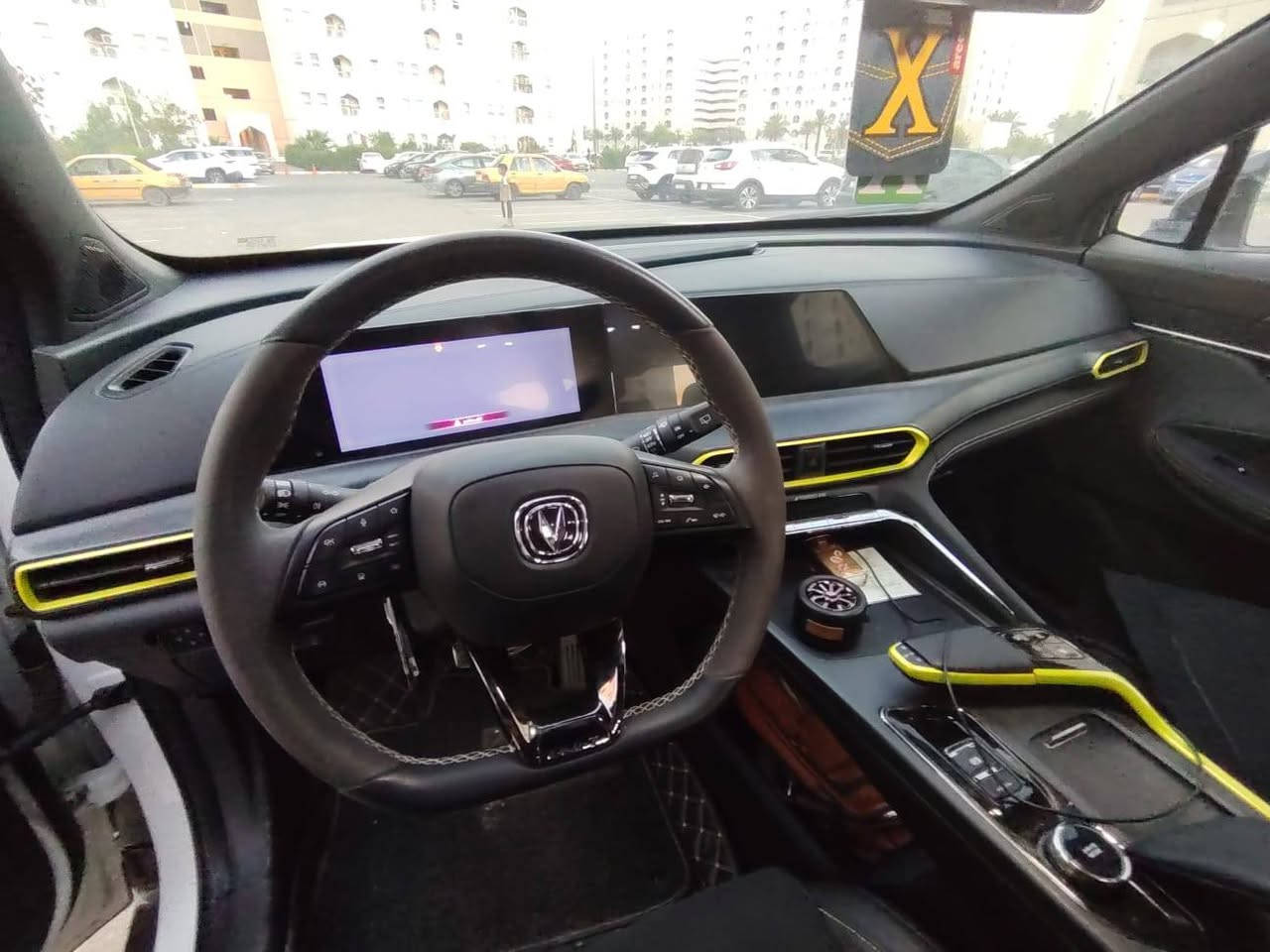 شانجان يوني تي فول الفول كامل مواصفات رقم بغداد حره باسمي بعده بضمان الشركه موديل ٢٠٢٤ بانوراما كاميرات ٣٦٠ درجه شاشات لمس كشنات  جلد تدفئه وتبريد صندوق كهرباء هندبريك بصمه السياره تمشي على الريموند  ٣ وضعيات قياده دبل كزوز مري شفط اشاير بالمرايات الجام اوتو دوسات جانبيه تثبيت مسار تحكم ستيرن جهتين وبعد بيه هواي مواصفات متخلص السياره ماشيه ٢١ الف استخدام بسيط جدا الاتصال على صاحب السياره  ***********  خط وبي وتساب  مكلف بالنشر
