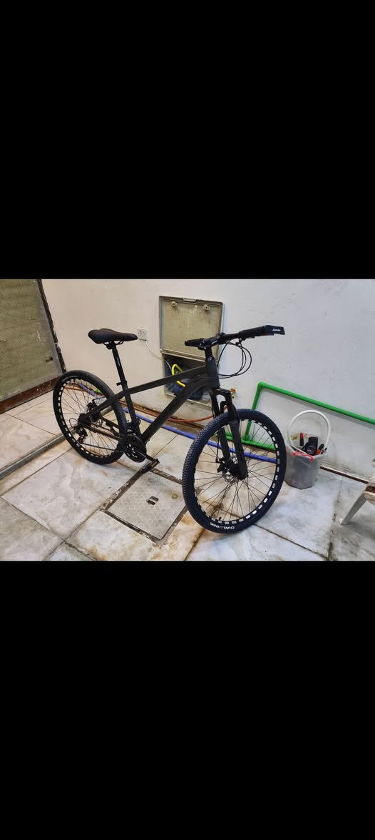 بايسكل للبيع صيني باب اول
على نظافته ابد ما مستخدم 
للاستفسار *********** واتس 
السعر 165 بيه مجال
