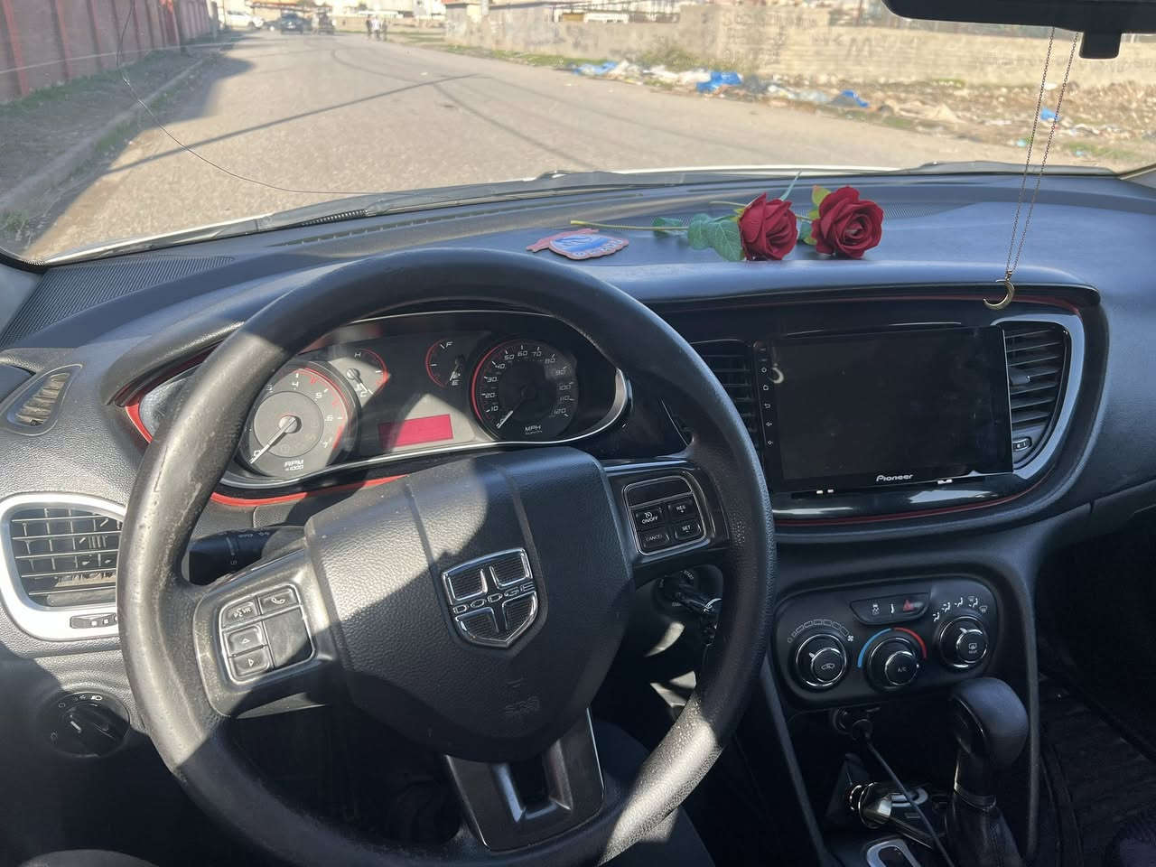 سياره دوج دارتى
‏‎موديل 2016
 مه كينه/2.0 جديد
سپورتى
شاشه ئايپاد
كاميره
گێر ئوتوماتيك و عادى 6 نمره
 لايت زينو
غرامه ‎ 1265000
‏‎صبغ / جاملاغ سايقى يي بيشيى 
‏‎و هه ردووك ده ركه هى سايق  و يي بشت سايقى تبديل شركه 
‏‎سعر / 97 وه ره قه
‏‎عنوان / زاخو
‏‎ت/***********
