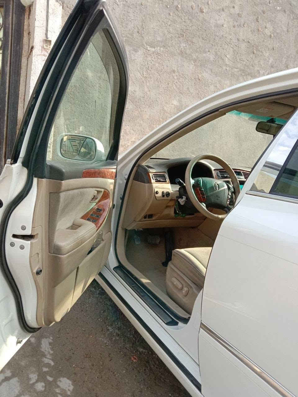 سلام عليكم  شاهينه للبيع ٢٠٠٥
رقم انبار الدولي مشروع وطني مداور ثاني يوم السياره بسمنه.... باقي التفاصيل اتصل ***********مكاني نجف _كوفه
