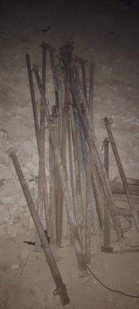 قالب ٣ غرف يدك او اكثر  عرضانيات حديد جكات سلايت واحد صار شهر ونص دكه ...