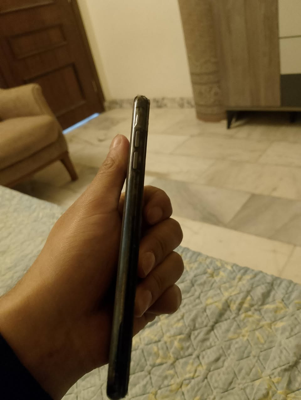 سلام عليكم
ايفون 12 pro max فيس ايدي شغال بطاريه ١٠٠
ايفون X max بطاريته ٩٨
ال 12 يحتاجله شاشه و ظهر
و الاكس ماكس يحتاجله فقط شاشه
للبيع قيم وأخذ أو مراوس باندرويد 
***********
