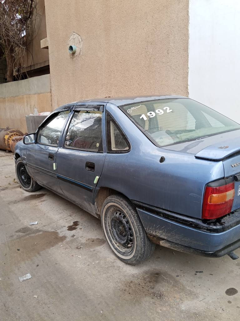 سياره اوبل فكترا للبيع موديل 89 كير محرك شرط كير عادي رقم انجليزي ديالى مشروع وطني شرط التحويل سياره صبغ عام جماليه سعرها 31 ورقه وبيها مجال شراي يخابر رقم *********** مكان سياره كركوك كركوك, العراق
