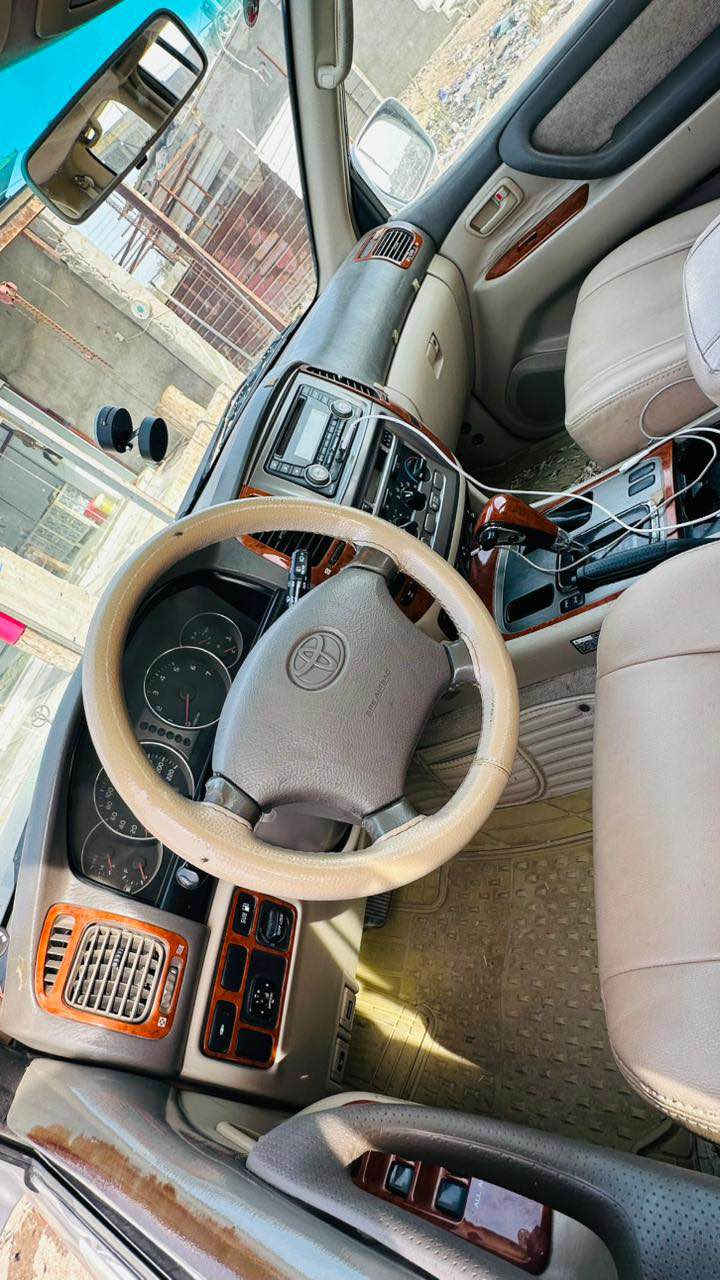 (SOLD) ‎لاندكروز مونيكا 2007 فول موصفات كير اوتماتيك السياره مكفوله كفاله عامه بيها منضومه غاز جاهزه سنويه و‎ البصرة, العراق


**إذا كنت صاحب هذا الإعلان وتريد حذفه لأي سبب، رجاءا أرسل رسالة إلى الدعم الفني**