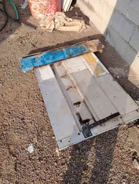 باب اوربيه هوا ودنكه للبيع ارتفاع ٨٠ رايده ب ورقتين ٠٧٧١٦٠٣٠٠٥٥