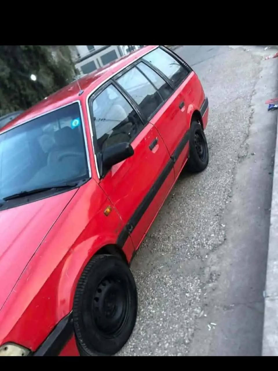 سلام عليكم
مازده 323 

رقم مسطرة الدولي هزة جديدة سنوية ل 2030 

السيارة ب اسمي تحويل و وكالة شرط

كابون بانزين ورقي طخم جديد تايرات جديدة 

مكينة جديدة لا صرف ولا نفخ 

وايرمنية شغالة 

النظافة كدام العين 

طالب عليها 30 وبيها مجال بسيط 

***********
