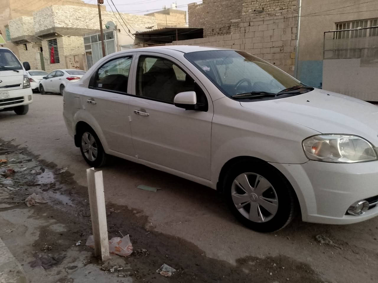 موديل 2011 سياره جهازه 
بيها جامغلات 2 وجنطه تبديل
تبريد شغال ***********
68 وبيها مجال
