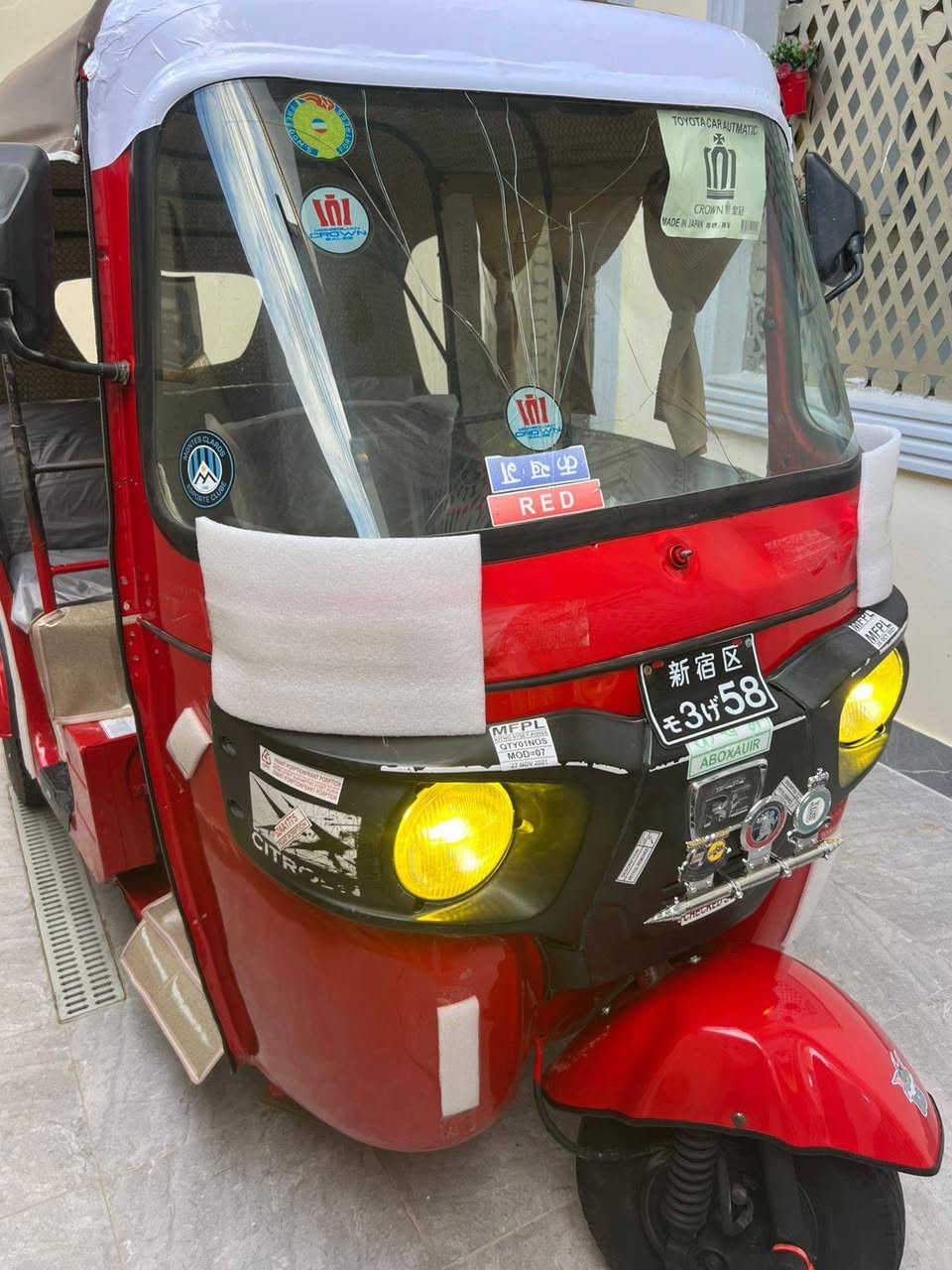 سلام عليكم تكتك بجاج اهندي اوراق بسمي موديل 2017طالعه بل18مكينه مجفته شركه مال 20 تخم تاير جادر دوشمه كهربائيات كله شغاله سبع قطع تكتك خير من الله السعر3600بيه مجال بسيط المكان كربلاء رقم الهاتف ***********
