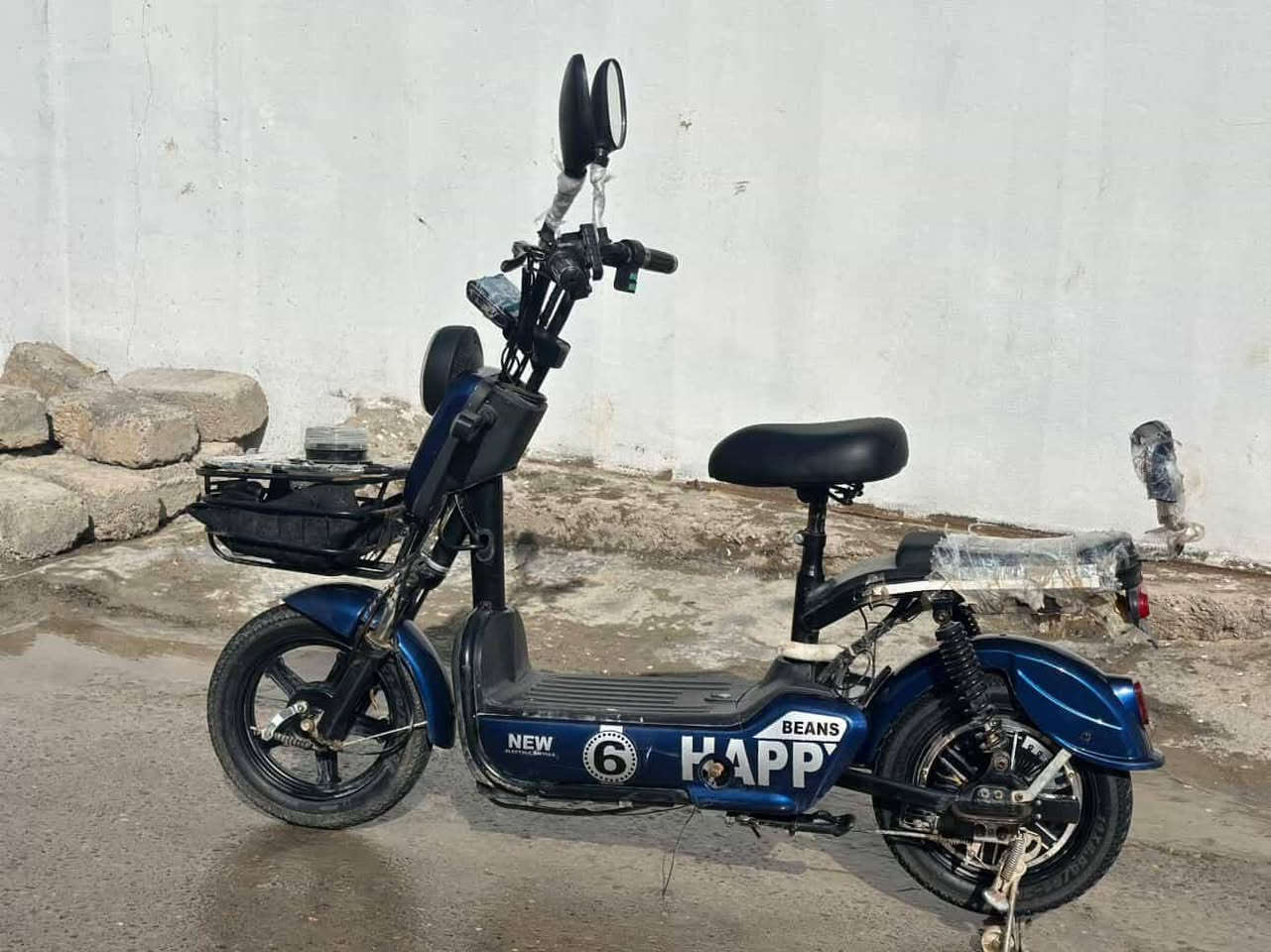 السلام عليكم 
موطور شحن حجم 14 موديل 25
السعر 250 وبي مجال
***********
