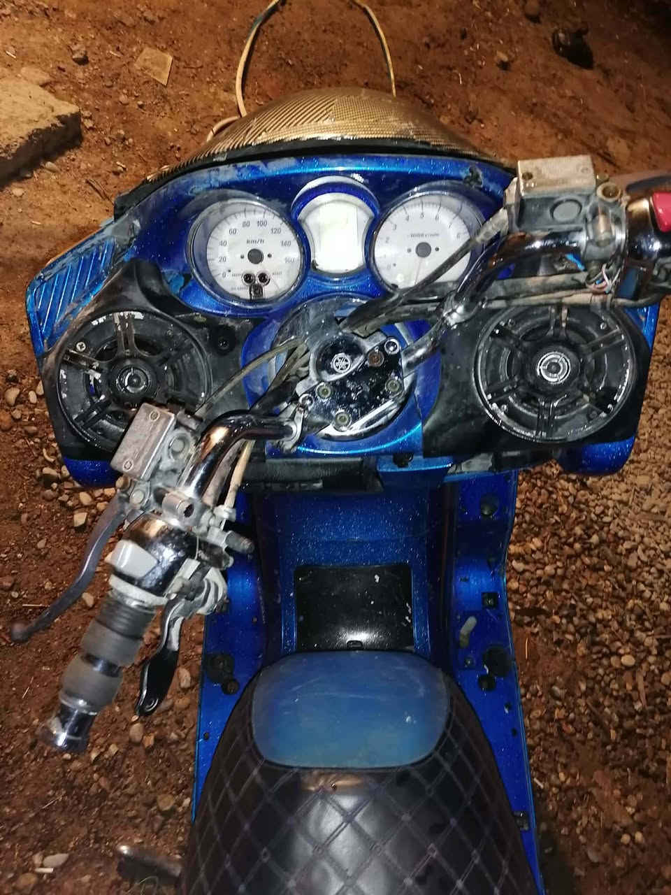 سلام عليكم شباب دراجه ماجسته موديل 16 كفاله عامه من دشبول من مازدات دراجه خير من الله مشكلت دراجه جاي امشي بيه كطعت نار غير عطل مابيه مكاني ديالى بعقوبه قاطون الرحمه الاستفسار رقم ***********
