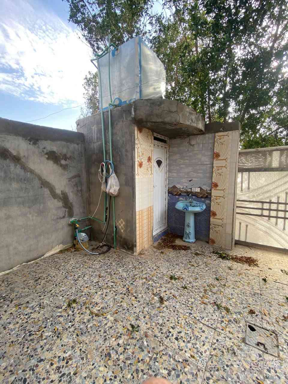 🏤 مشتمل #للبيع في الفلوجة حي الشهداء التوزيع .

المشتمل بناء بلوك طابق واحد يتكون : 
⬅️ من غرفة نوم وصاله واستقبال ومطبخ وصحيات . 

✅المساحة : 125 م وجه 6وربع ونزال 20 .
✅  الشارع : 10 م 
✅  السعر : 60 مليون وبي مجال 💸💸

🔒 نوع الملك : طابو صرف سند بأسم شخص واحد 🖇️

للاستفسار : مراسلة الصفحه او مراجعة 
🔵 #مكتب_البيان_للعقار 🔵

📌عنوان المكتب في الفلوجة /حي الشهداء /شارع مدرسة المفاخر. 

📱📱للاتصال : *********** 📞📞 واتساب 
                        ***********
