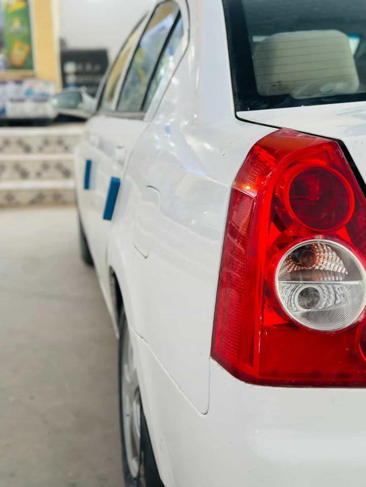 السلام عليكم
شيري A5
مديل٢٠١٣
مكينه كير كفاله
صدر جديد 
تبريد عوزه بس غاز منقص
صبغ حزام السياره
سنويه صاقطه ٢٠٢٤ تحويل شوكت ماتريد 
سنترلك قفل فتح بالسويج 
السعر٤٧وبيها مجال
الاستفسار ‭٠٧٧٢ ٢٤٣ ٤٧١٠‬
مكاني كوت
