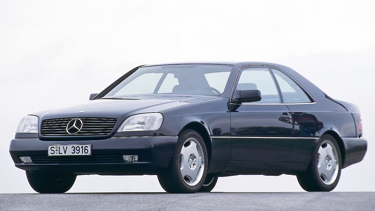 شغله يومين وتوصل غراض جامبو كوبي تك باب 
وشبح تك باب ودب تك باب 
اللي يحتاج غراض خل يجي يشوف 
ربع امامي وجاملغات وبنيد وبك لايت ولايتات وراديترات وشباك بنيد وتانكي بانزين  
*********** مصطفى البياتي شيخ عمر شارع الثالث
