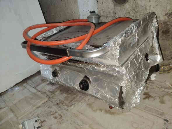 الديوانية قضاء الشاميه
السلام عليكم غراظ مطعم كامل 
كلهن بمليون و750وبيهن مجال 
مكاني الديوانية قضاء الشاميه 
***********
