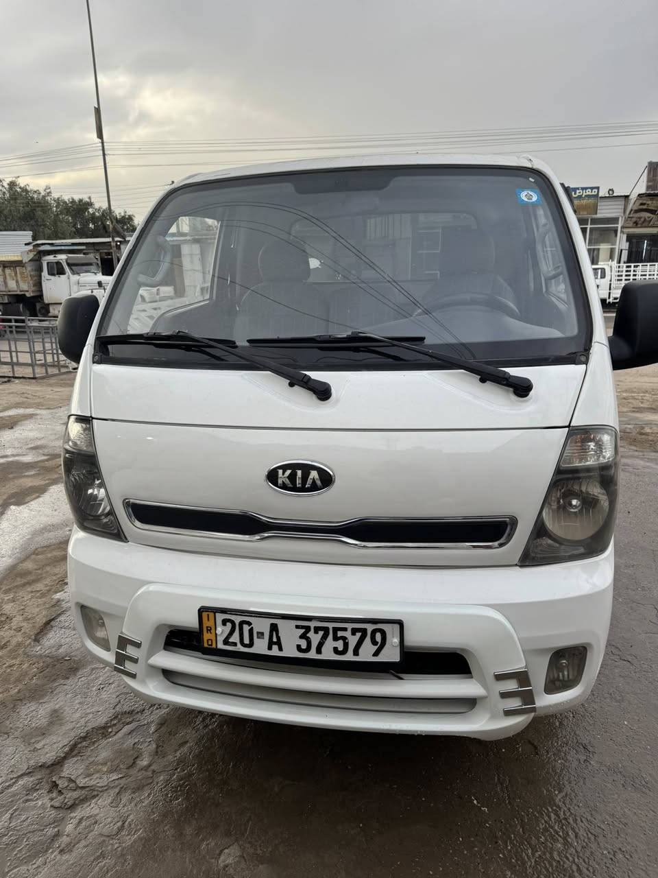 سلام عليكم كيا حمل فحل مديل 2015 رقم ديالى إنكليزي مكينه 4000 مفتوح جديده مكان السياره بغداد السعر 115 ***********
