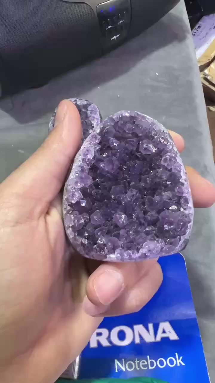 السلام عليكم عندي ذني القطع جمشت خام طلع بالامزون اليفيده ينطينا بيهن سعر وبالعافيه توصيل موجود والخاص مفتوح


**إذا كنت صاحب هذا الإعلان وتريد حذفه لأي سبب، رجاءا أرسل رسالة إلى الدعم الفني**