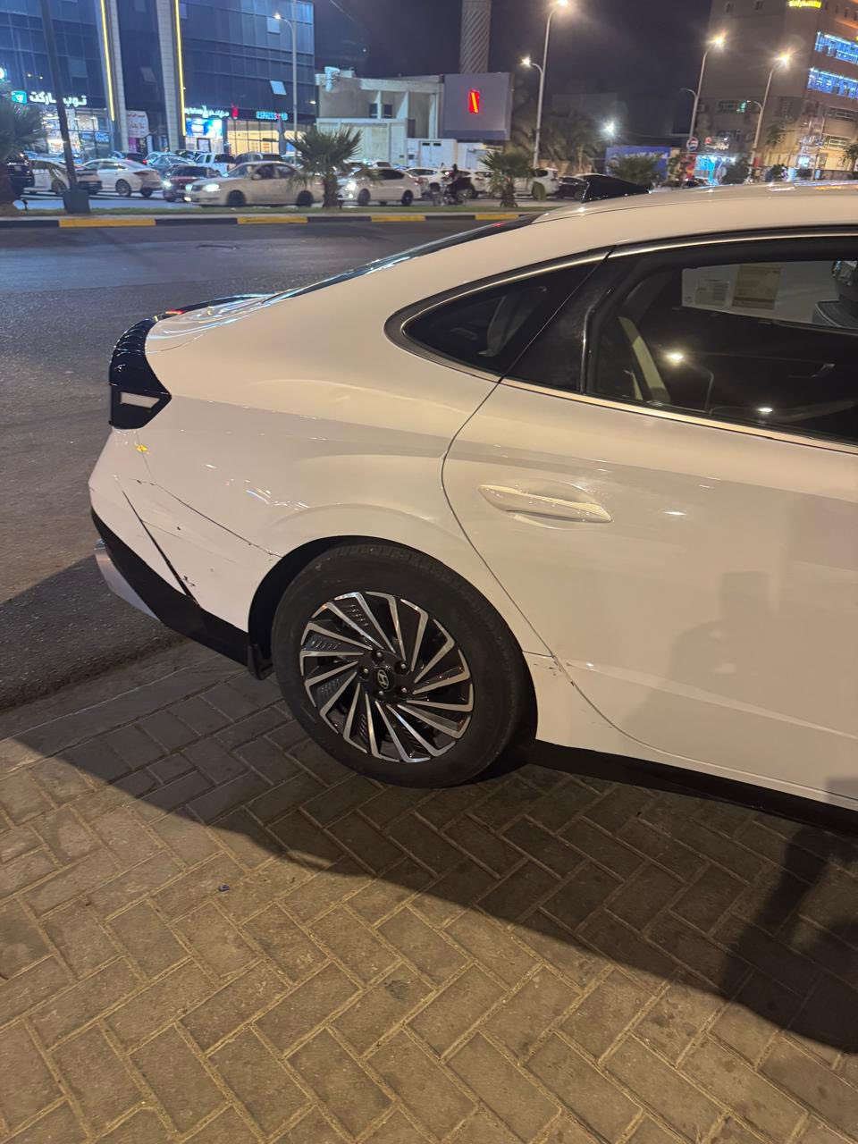 لسلام عليكم هونداي سوناتا 2024 اقصاد وارد خليجي ماشيه 8 الالف بيه ضربه بكلايد خلفي ومصلحه ع بارد بدون صبغ رقهما بغداد مكانه بلبصره سعر ب175 رقم الاستفسار ***********
