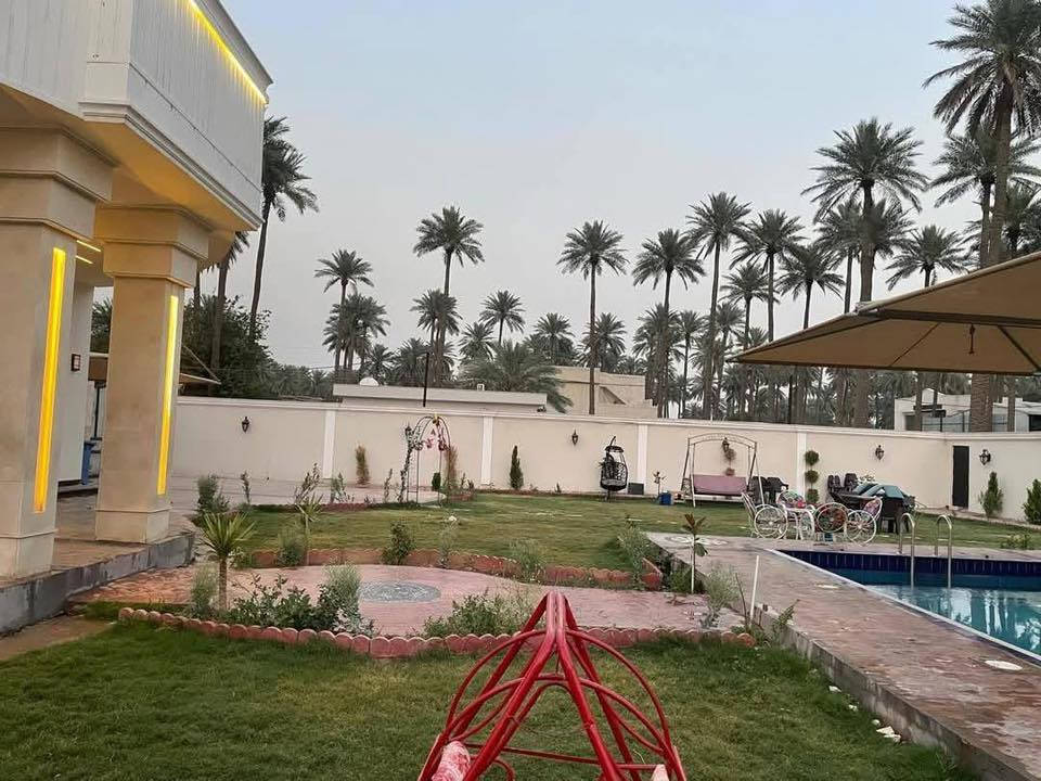 السلام عليكم 👋🏻
شالية المهرة🏕️🏖️
متوفر حجز يومي طيلة ايام الاسبوع 
موثقة في تطبيق اجرلي 
العنوان / بغداد الدورة ( منطقة البوعيثة ) 
للاستفسار الاتصال على الرقم 
***********
