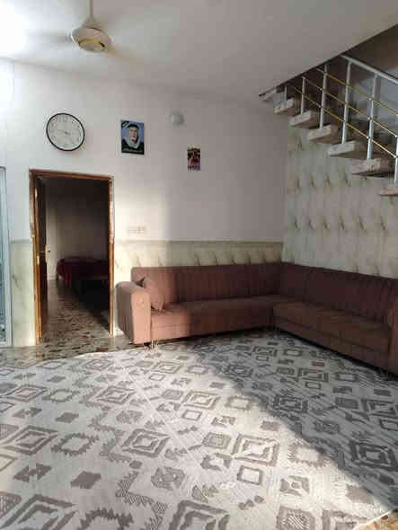 #بيت_للبيع طابو زراعي مشمول بالطابو الصرف المنطقة مرقمة وبيها خدمات نقصها فقط مجاري وتبليط

الموقع بالنجف البراكيه شارع المطار القديم قرب حسينية أم البنين
مساحته ١٥٠ متر طابقين ٣ غرف نوم و صالتين واستقبال ومطبخ و الصحيات ٢ وكراج والسطح مغلف بالايزوكام ومكشوفه عدد ٢
السعر مناسب جداً مال مستعجل ب٤٠ مليون
لتفاصيل اكثر *********** واتساب
او عالماسنجر 👈 زين العابدين الكرعاوي
