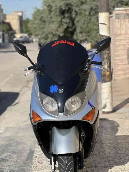 السلام عليكم تيماكس 500 موديل 2007 الدراجة كفالة عامة من كل النواحي نضافة الكفرات 85  الدراجة جديدة واحلا من الصور عليها تاير خلفي جديد ومنضومة زينون عالي ناصي الدراجة على ايدي وما افولها بس محسن شلعة ومعدل قوي جداً جيب وياك فيتر وافحص 
السعر 18 مكاني بغداد الدورة للاستفسار متوفر واتس او اتصال 
***********
