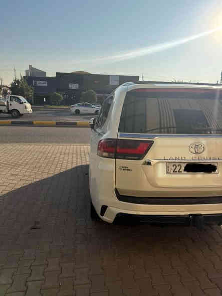 TOYOTA LADNDCRUSER GXR TWIN TURBU 
موديل ٢٠٢٤
شريكة مهند
سيارة مواصفات فول توين توربو 
كشنات تبريد 
٣ شاشة 
كفالة عامة سيارة دعامي لدعامي 
ماشي ١٠ الف
سيارة بسمي 
مكان اربيل 
سعر ٧٤٠ ورقة مجال 
رقم الهاتف ***********
واتساب موجود أربيل
