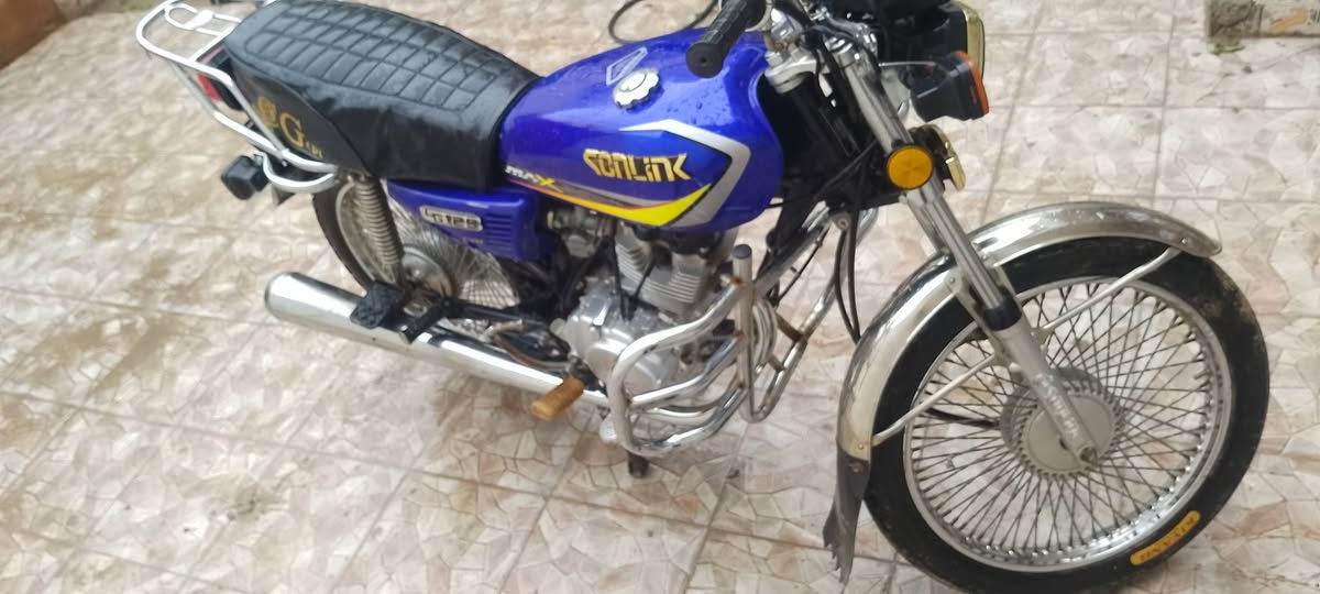 السلام عليكم تايكر 23 اربعه كير فول نضافه محرك مو مفتوح بلاديه بيع ومراوس للستفسار خاص او ***********
