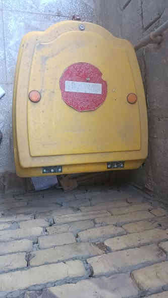 صندوق توصيل دلفري نظيف. للبيع بسعر 35 الف مكاني بابل ***********
